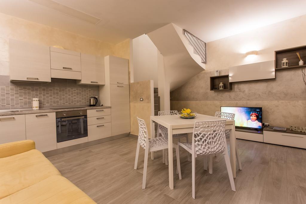Lm House 01 Apartment โลนาโต ภายนอก รูปภาพ