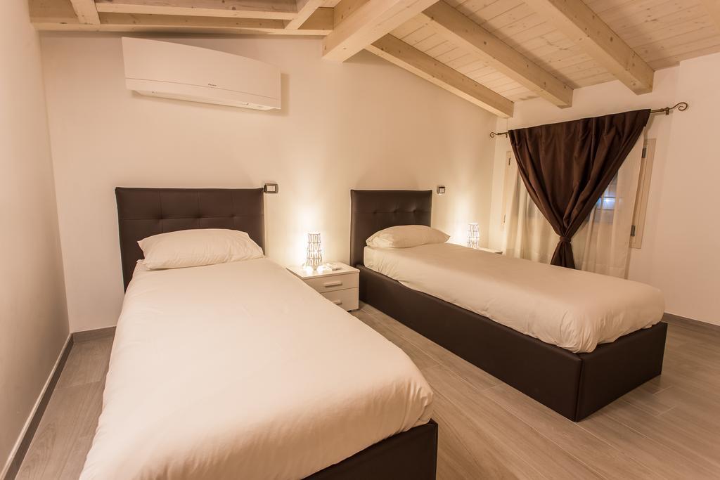 Lm House 01 Apartment โลนาโต ภายนอก รูปภาพ